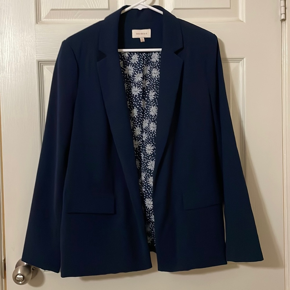 Skies are Blue Womens Navy Pant Suit.